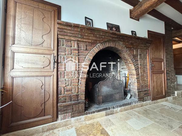 Maison rénovée pleine de charme et d'authenticité.