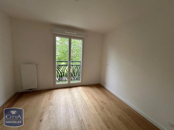 Appartement à louer 4 pièces 85.77m² Châtenay-Malabry (92290)