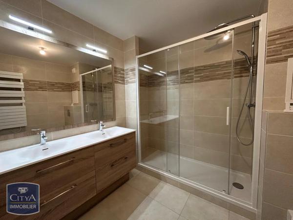 Appartement à louer 4 pièces 85.77m² Châtenay-Malabry (92290)