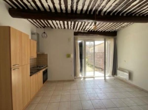 APPARTEMENT T2 37,33M² AVEC PARKING ET TERASSE ISLE SUR LA SORGUE