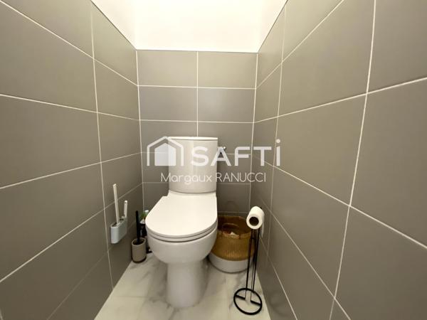 TOULON - Appartement 3 Pièces d'environ 69 m2