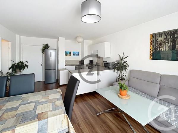 Appartement F3 à vendre  3 pièces - 58,56 m 2   MONTEREAU FAULT YONNE  - 77