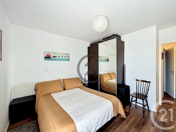 Appartement F3 à vendre  3 pièces - 58,56 m 2   MONTEREAU FAULT YONNE  - 77