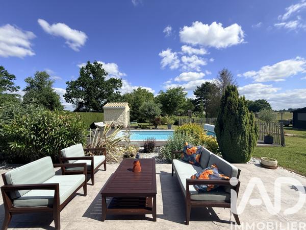 Maison à vendre 4 pièces 126 m² Saint-Pierre-d'Eyraud