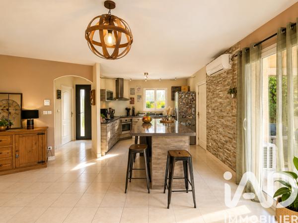 Maison à vendre 4 pièces 126 m² Saint-Pierre-d'Eyraud