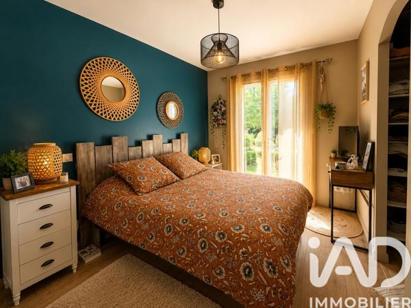 Maison à vendre 4 pièces 126 m² Saint-Pierre-d'Eyraud