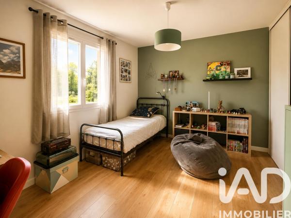 Maison à vendre 4 pièces 126 m² Saint-Pierre-d'Eyraud