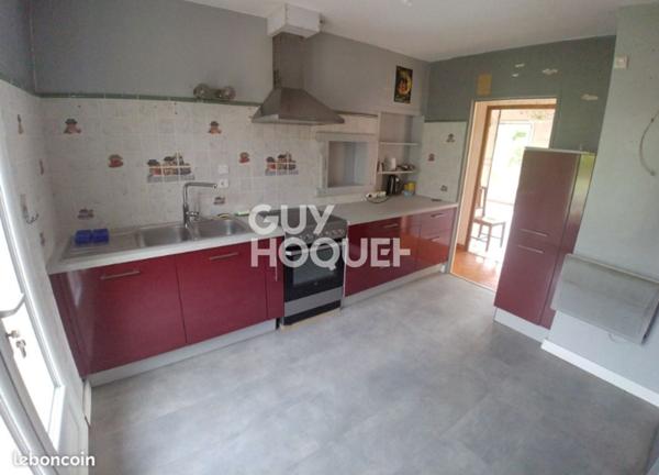 MAISON À VENDRE DE 6 PIÈCES DE 108,00 M²