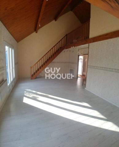 MAISON À VENDRE DE 6 PIÈCES DE 108,00 M²