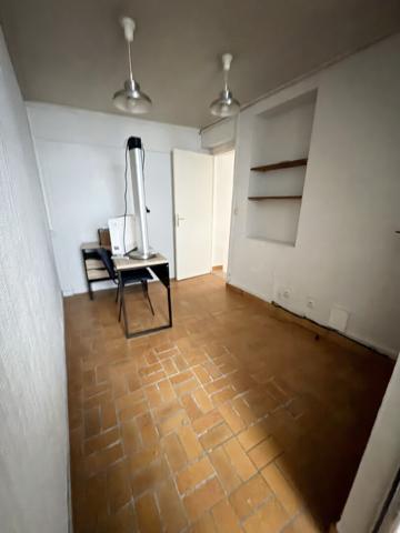 Local commercial 1 pièce 50 m2