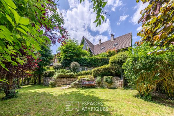 Maison familiale avec terrasse et jardin bucolique au calme absolu