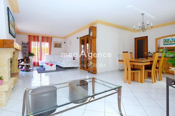 Maison à Les Alluets-le-Roi, 78580 - 8 pièces 182m²