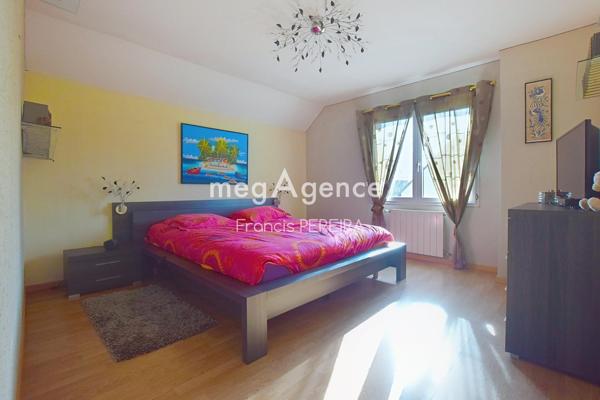 Maison à Les Alluets-le-Roi, 78580 - 8 pièces 182m²