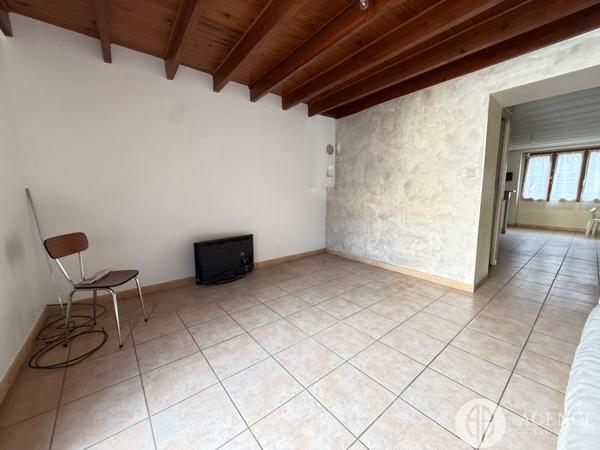 Serrières (07340) Maison avec terrasse, dépendance et garages – Une rareté à Serrières !