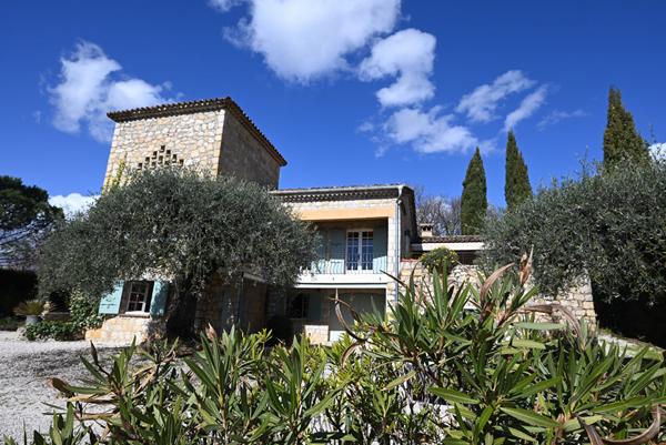 LE ROURET Arrière pays cannois