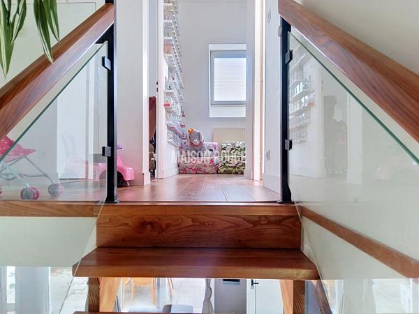 SAINT-BRIEUC IDÉAL GRANDE FAMILLE : 6 CHAMBRES + BUREAU - JARDIN - GARAGE --SANS TRAVAUX