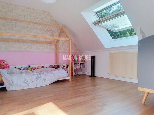 SAINT-BRIEUC IDÉAL GRANDE FAMILLE : 6 CHAMBRES + BUREAU - JARDIN - GARAGE --SANS TRAVAUX