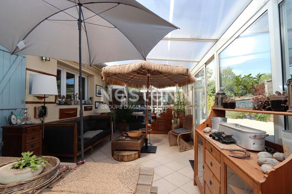 Vaste maison familiale de 180 m² avec possibilité de créer un deuxième logement - Garage et jardin