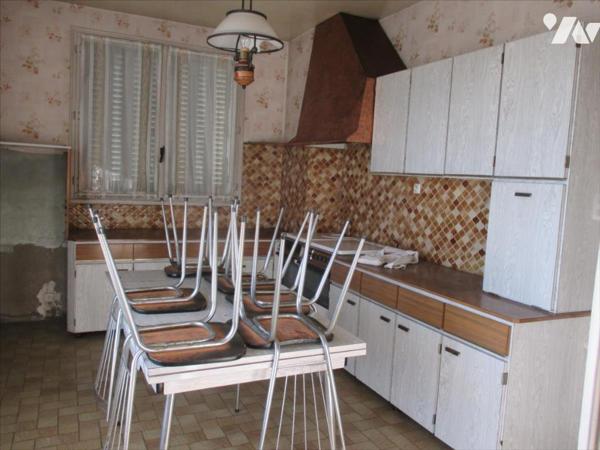 GARAGE A PORT SUR SAONE