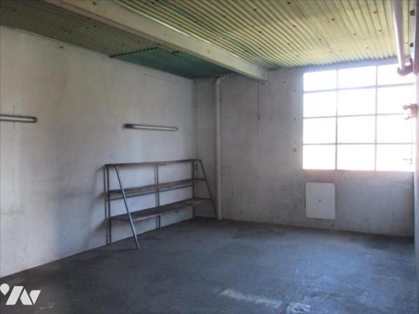 GARAGE A PORT SUR SAONE