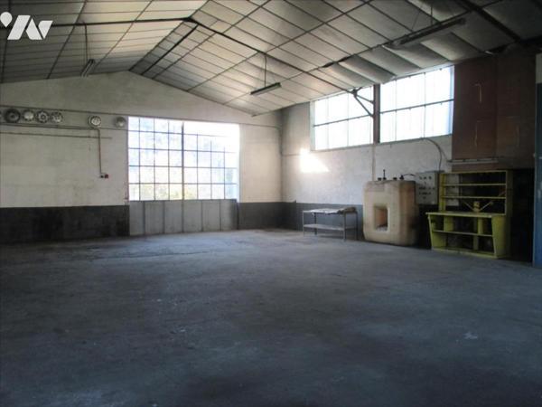 GARAGE A PORT SUR SAONE