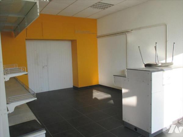 GARAGE A PORT SUR SAONE