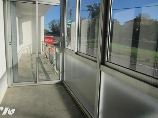 GARAGE A PORT SUR SAONE