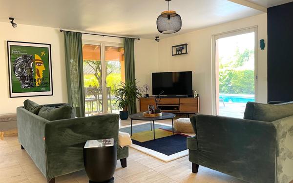 Maison à vendre    6 pièces •  Montboucher-sur-Jabron