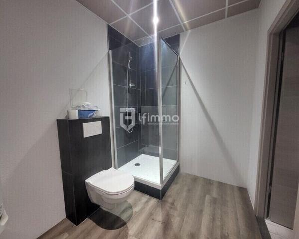 Local commercial 82 m²