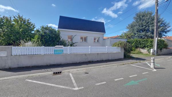 Maison spacieuse à vendre à Le Loroux-Bottereau - 10 pièces, 5 chambres