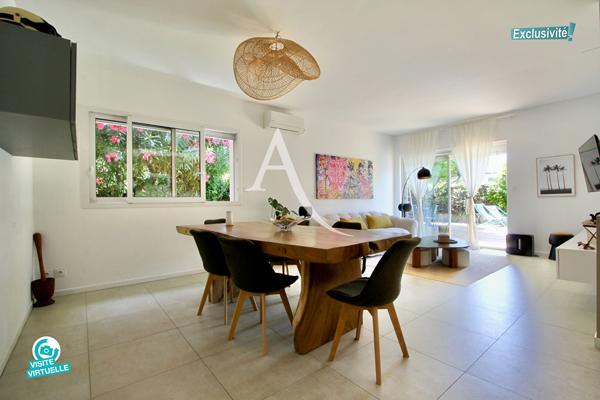 EXCLUSIVITÉ - PÉROLS CENTRE VILLE - VILLA DE PLAIN-PIED - NON MITOYENNE - 100 M2 - ENTIEREMENT RÉNOVÉE EN 2019 - 4 PIÉCES - 3 CHAMBRES DONT 1 CHAMBRE PARENTALE - GARAGE À MOTOS - PARKING PRIVATIF - CLIMATISATION - CHAUFFAGE GAZ - TERRASSE BOIS - PISCINE