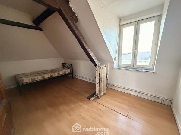 Immeuble 600 m² à Laon 02000