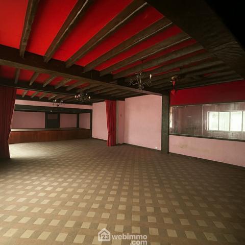Immeuble 600 m² à Laon 02000