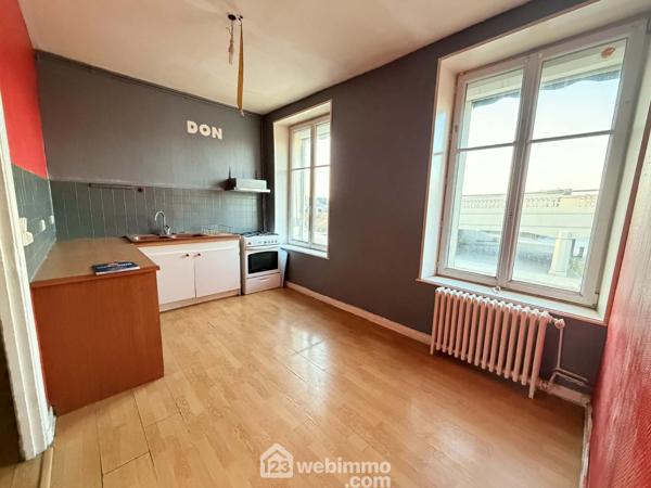 Immeuble 600 m² à Laon 02000