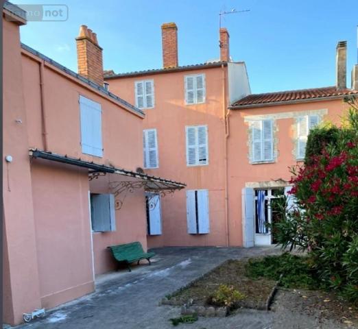 Maison à vendre à Marans en Charente-Maritime (17230), ref : DAV01