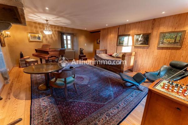 Vente Maison 12 pièces 700 m2 à Tinténiac