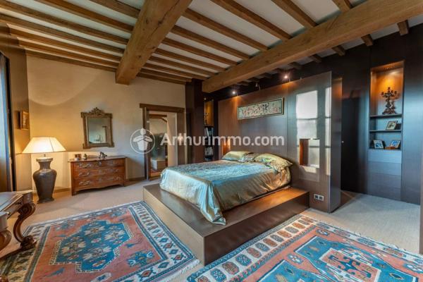 Vente Maison 12 pièces 700 m2 à Tinténiac