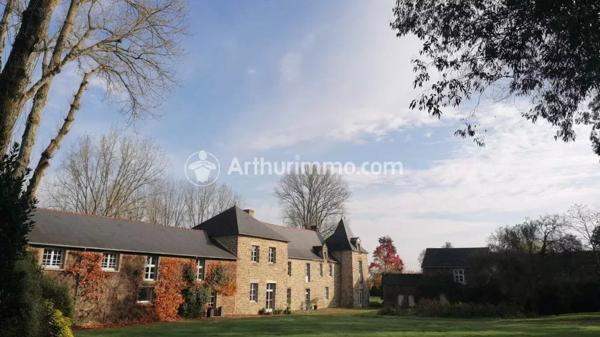 Vente Maison 12 pièces 700 m2 à Tinténiac