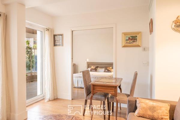 Appartement contemporain avec jardin face à la Marina