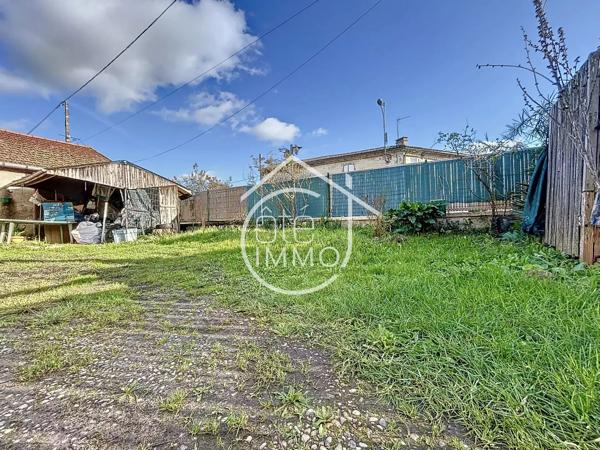 Castillon-la-Bataille : Maison plain pied avec jardin