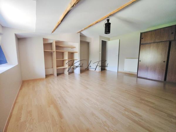 Maison à vendre 4 pièces de 157 m²