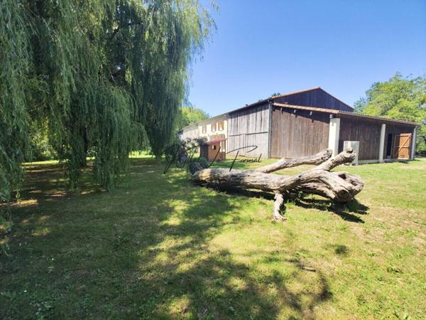 Maison à vendre 4 pièces de 157 m²