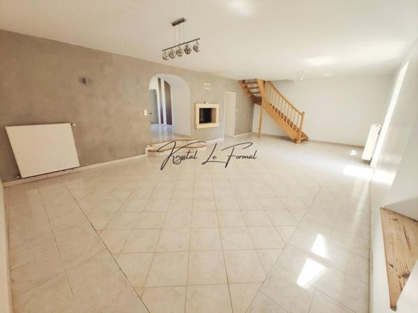 Maison à vendre 4 pièces de 157 m²