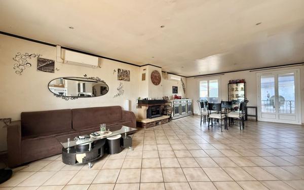 Maison à vendre    3 pièces •  Longeault