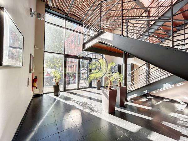 Cachet et fonctionnalité  pour ces locaux à vendre à Roubaix