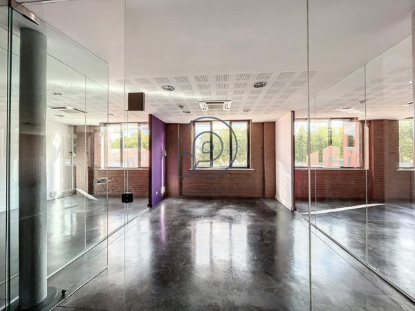 Cachet et fonctionnalité  pour ces locaux à vendre à Roubaix
