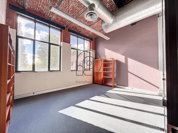 Cachet et fonctionnalité  pour ces locaux à vendre à Roubaix