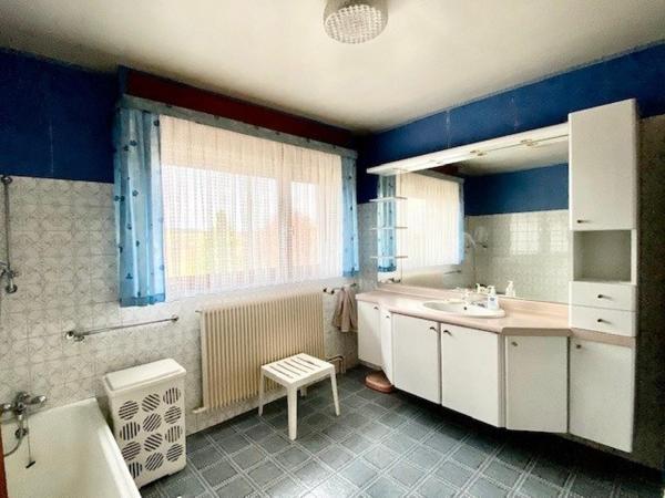 Maison T7 avec 5 chambres sur 9 ares