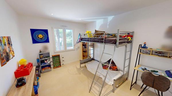 À VIDAUBAN ,Maison contemporaine RE 2020, 5 chambres , À moins de 500 000  !