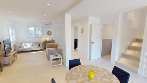 À VIDAUBAN ,Maison contemporaine RE 2020, 5 chambres , À moins de 500 000  !